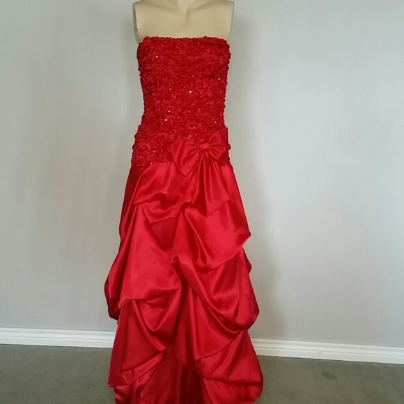 Masquerade Dresses & Skirts - Masquerade size 3-4 prom dress